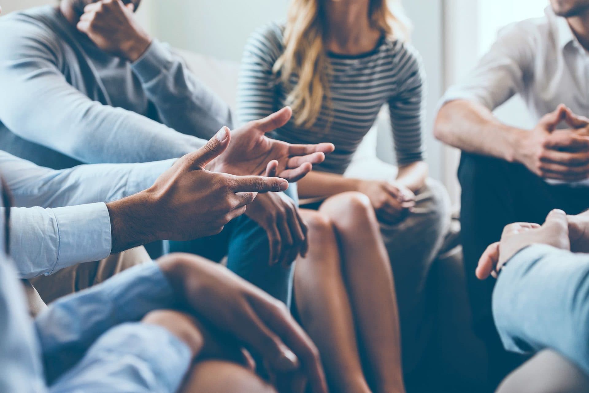 Decoding Body Language: Silent Communication